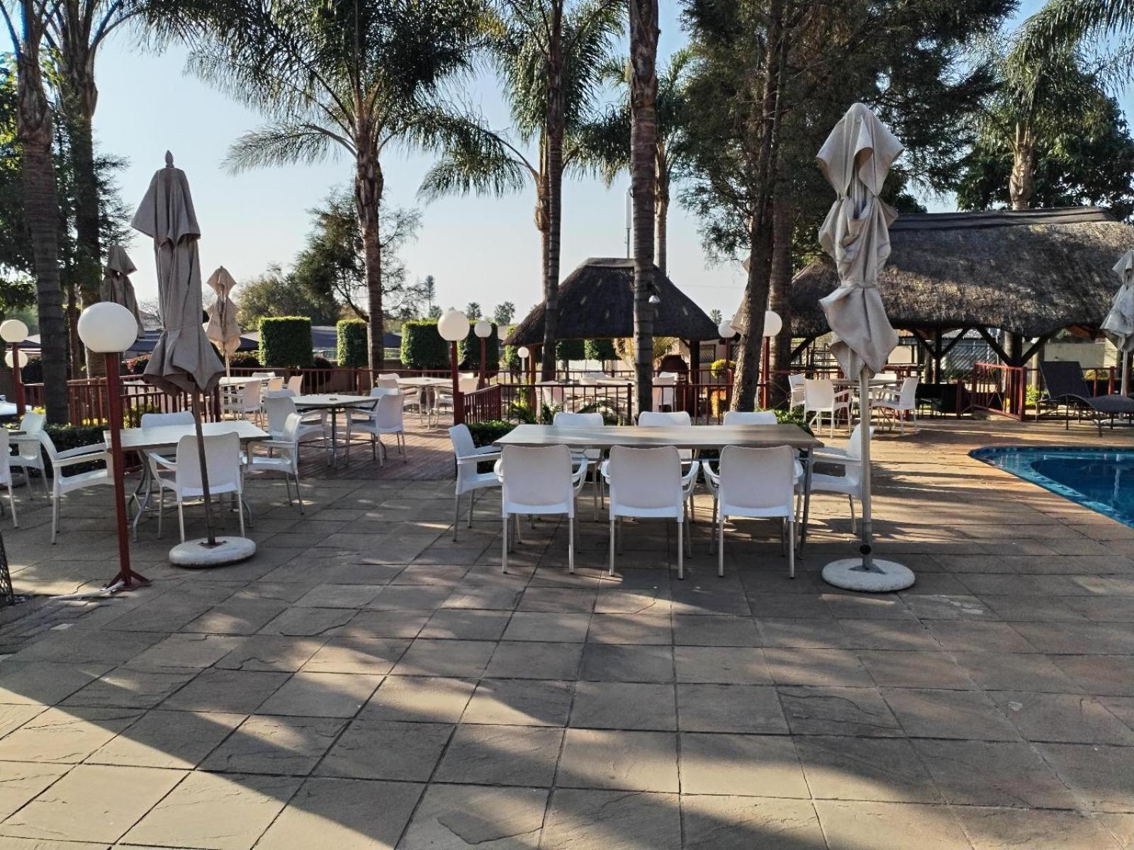 Hole In One Hotel Roodepoort Exterior photo