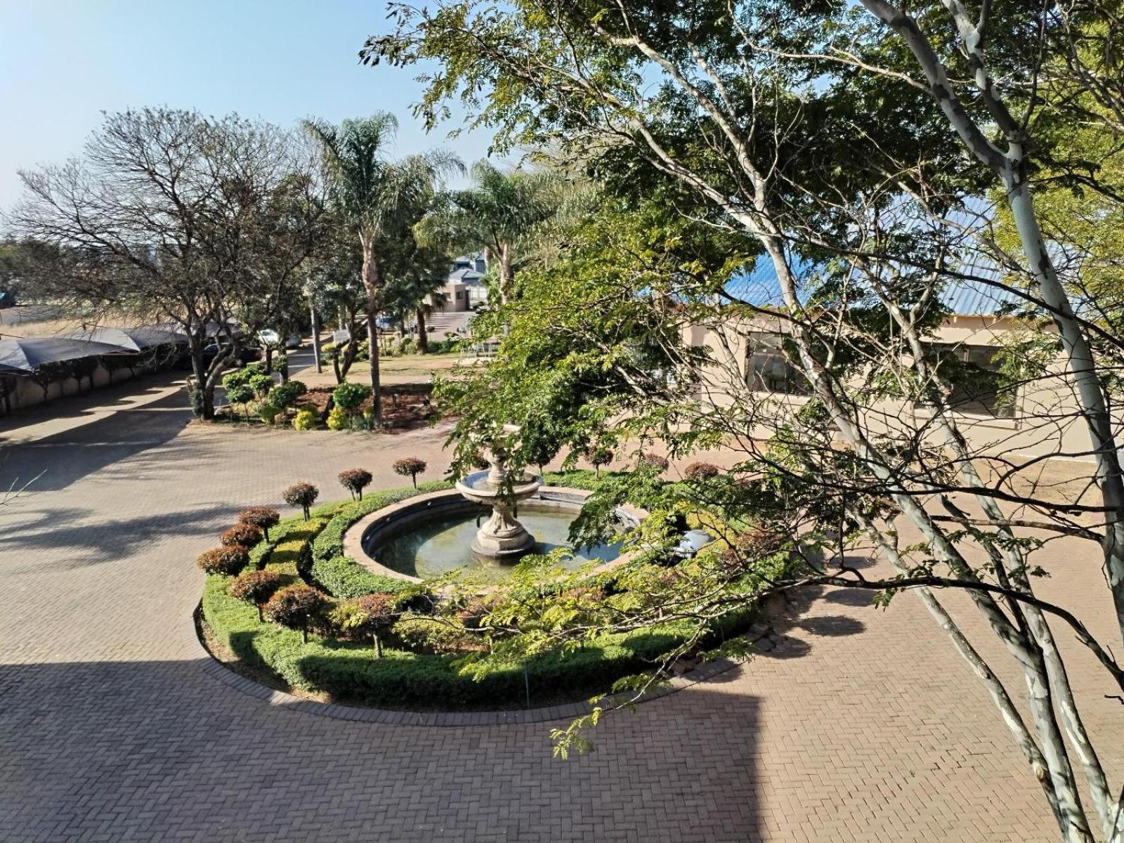 Hole In One Hotel Roodepoort Exterior photo