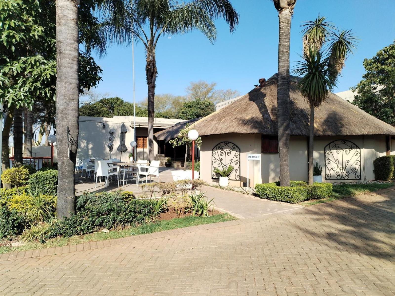 Hole In One Hotel Roodepoort Exterior photo