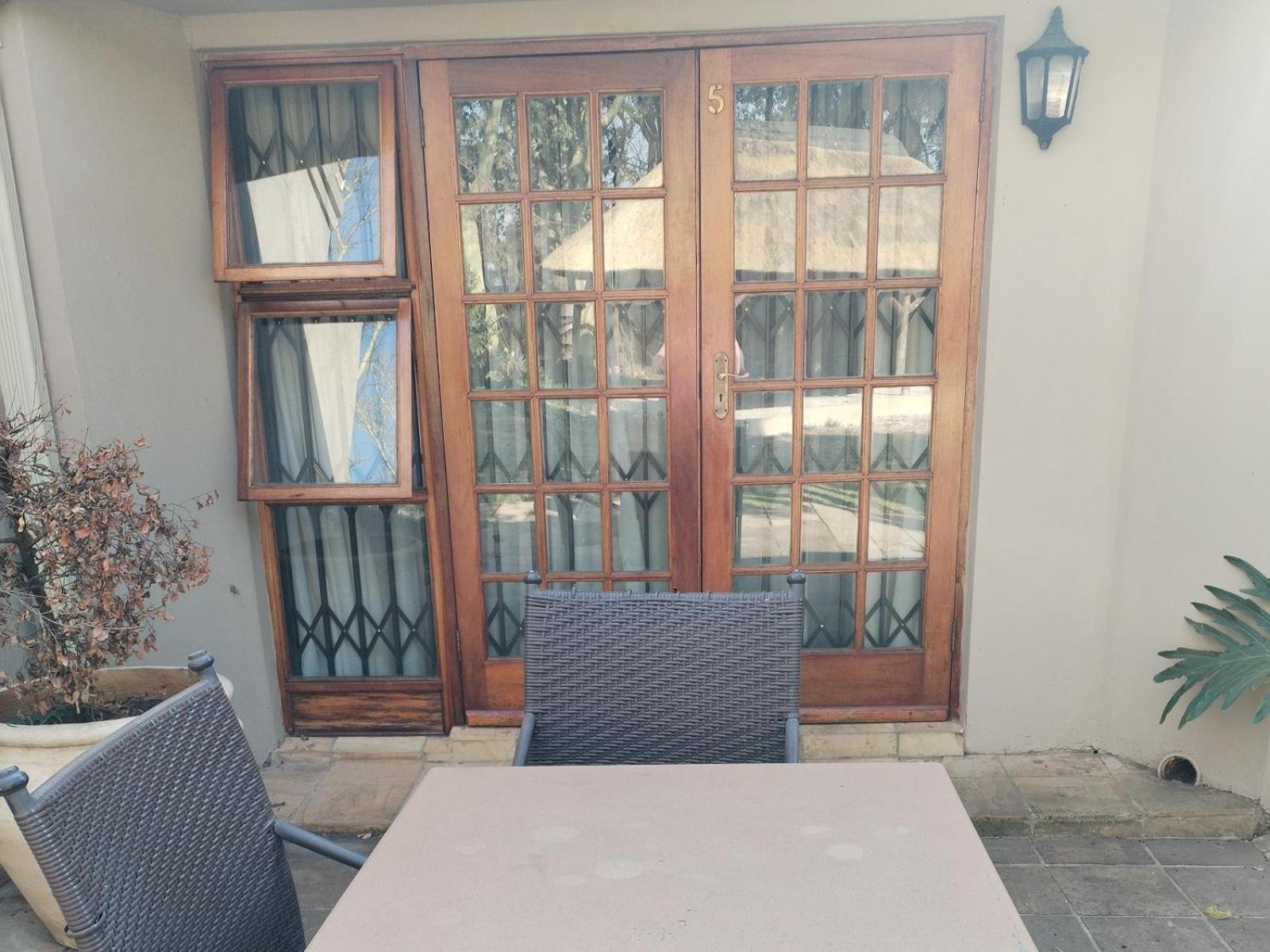 Hole In One Hotel Roodepoort Room photo