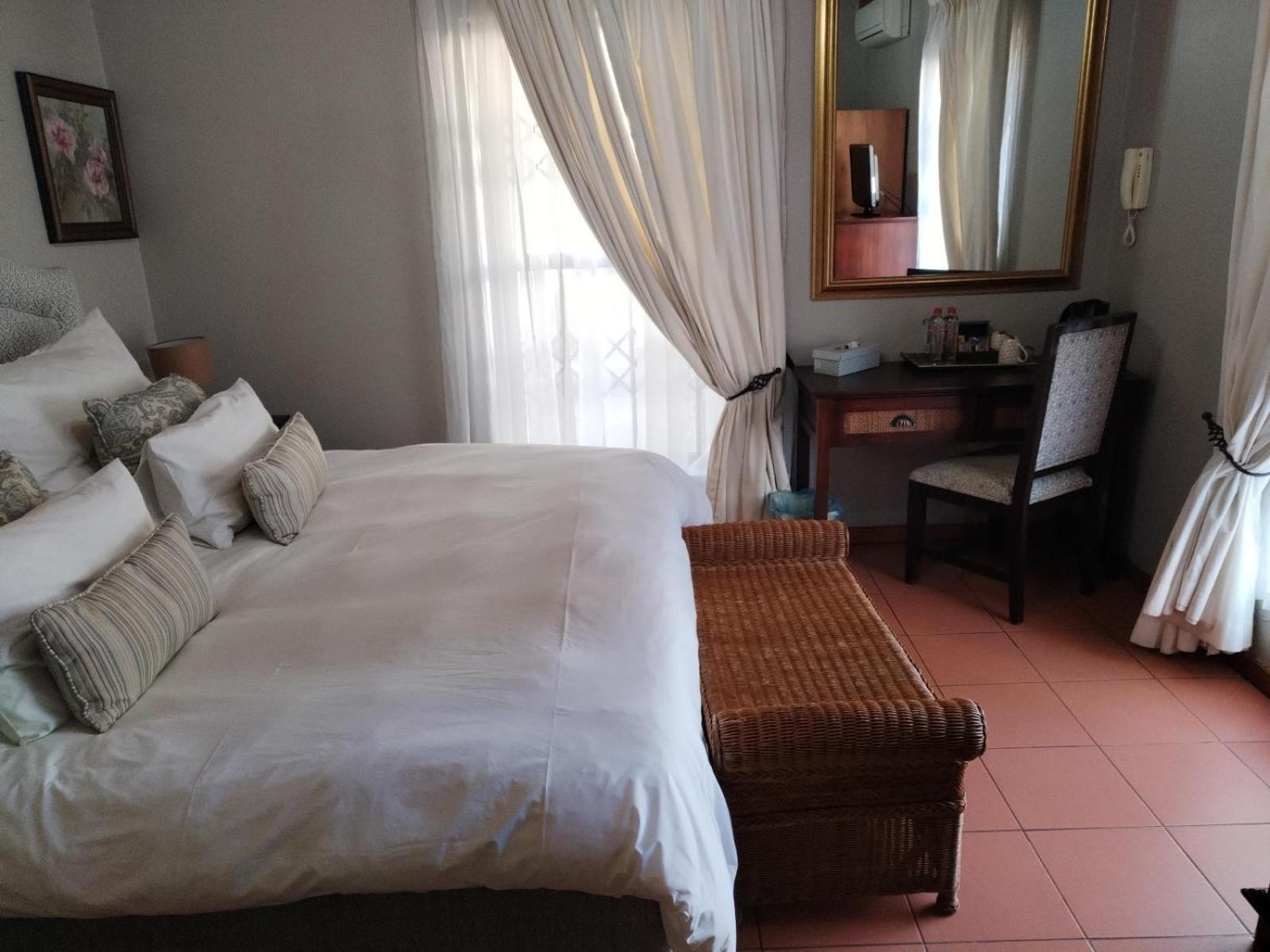 Hole In One Hotel Roodepoort Room photo