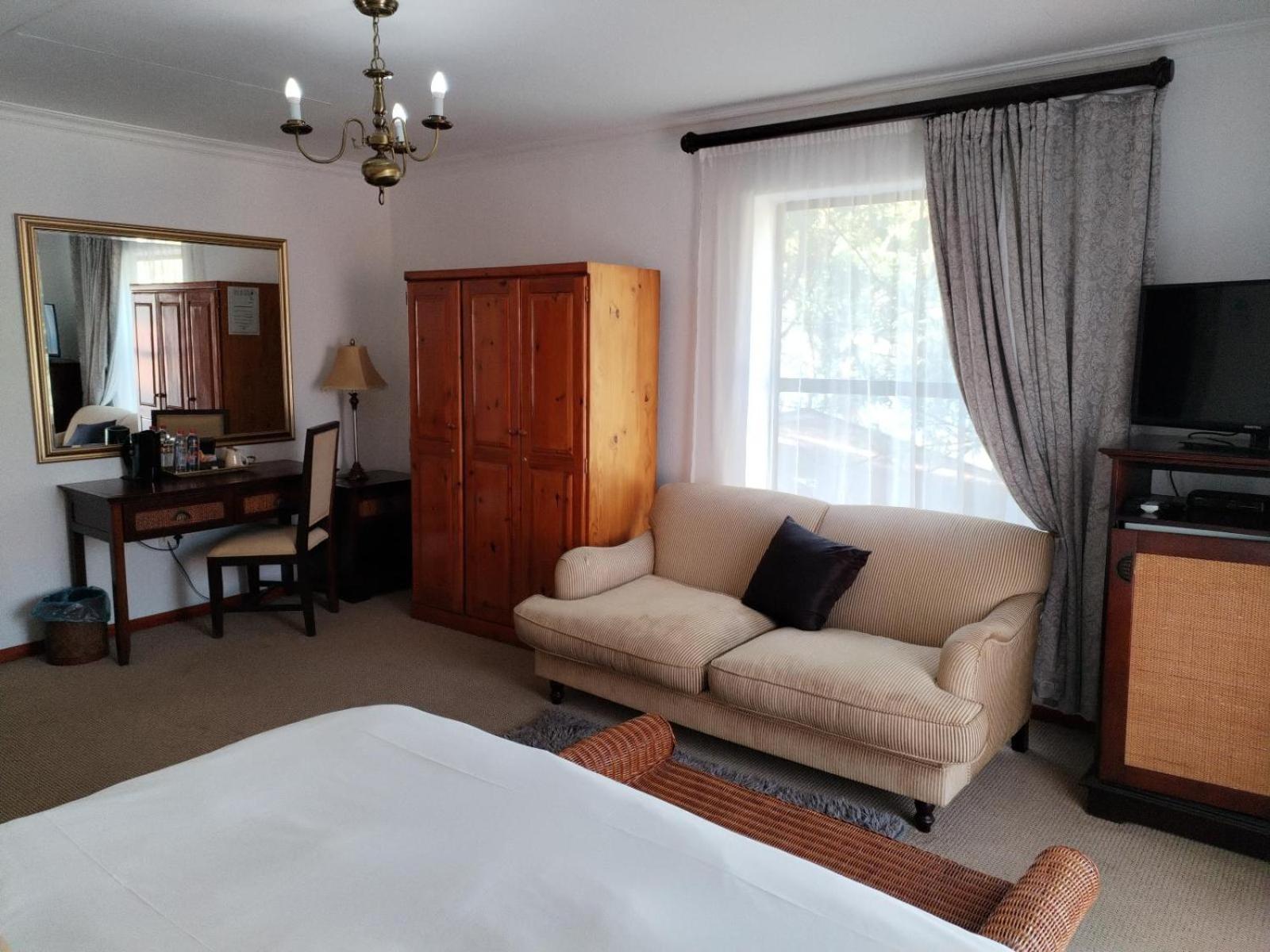 Hole In One Hotel Roodepoort Exterior photo